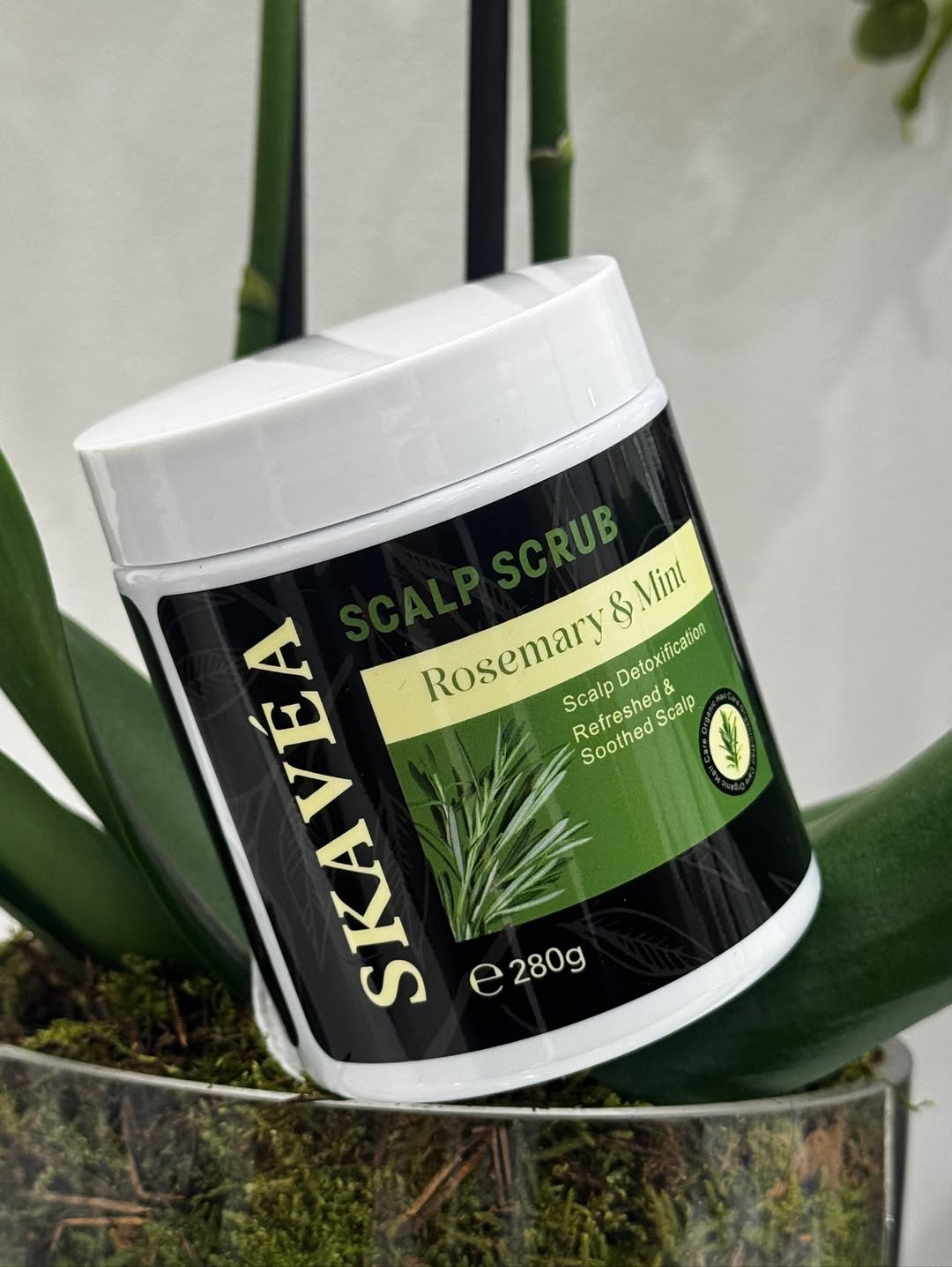 مقشر الفروة Scalp Scrub من SKAVÉA.. الحل النهائي للقشرة والدهون 😍🔥